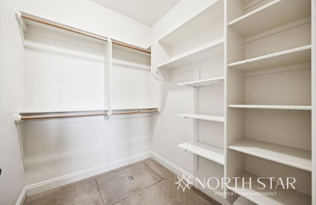 Building Photo - Executive Estate in Atherton Heights with ...