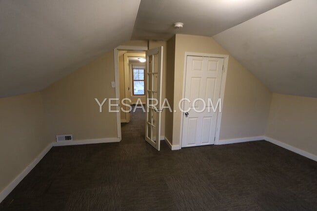 Building Photo - 1418-1418 Smith St