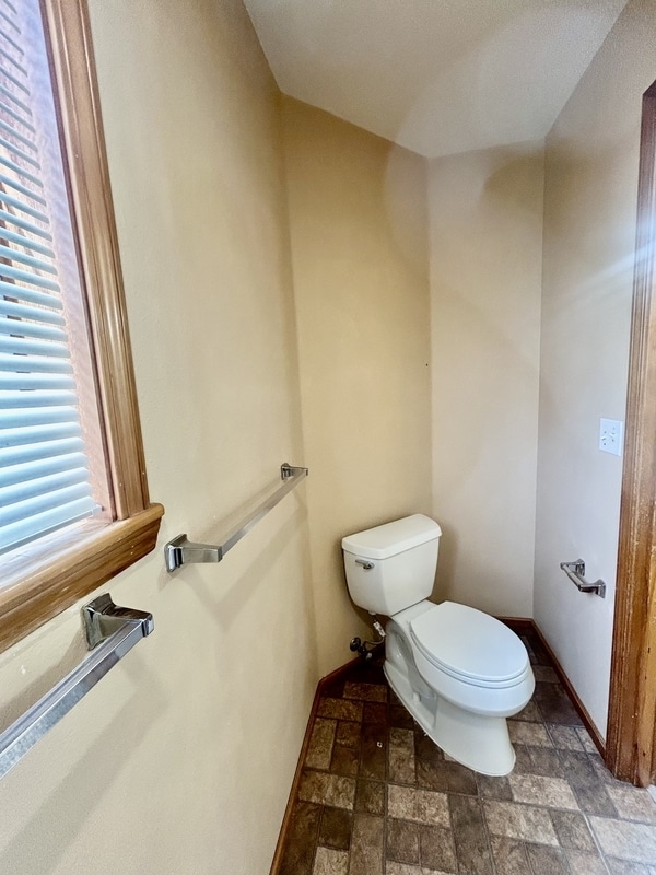 Building Photo - 804 E Maberry Dr