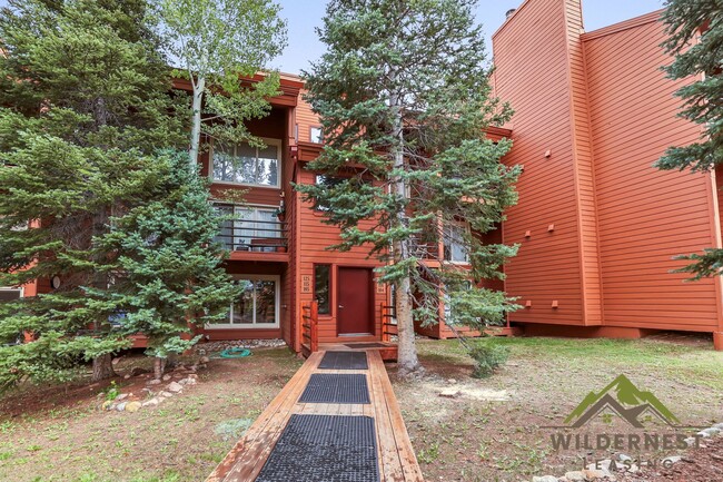 Building Photo - Winter Rental- 2 Bed/2 Bath, renovated con...