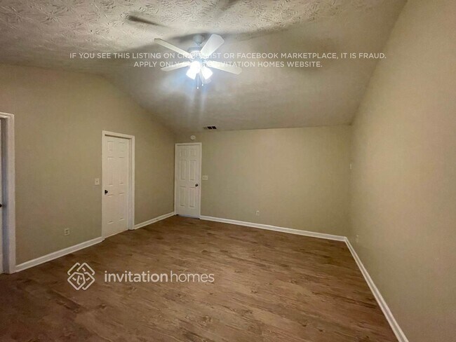 Building Photo - 2634 Laurel Woods Ln SE