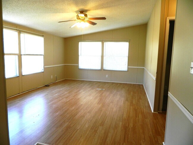 Building Photo - 3434 Corrolla