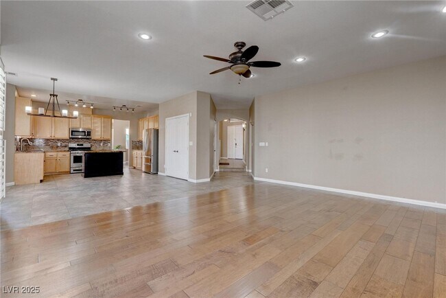 Building Photo - 1784 Clearwater Canyon Dr