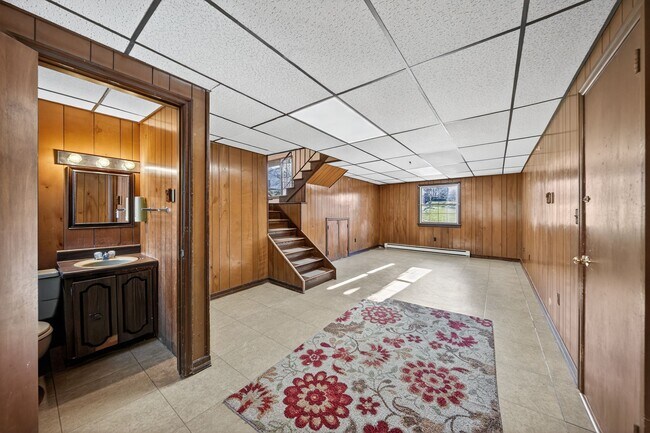 Building Photo - 203 Sumner Ave