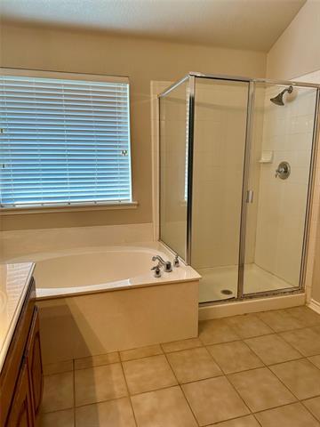 Building Photo - 1670 Ashbourne Dr