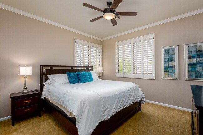 Building Photo - 6417 E Marilyn Rd