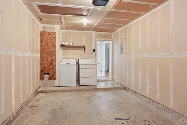 Building Photo - 12319 Turtle Rock Rd