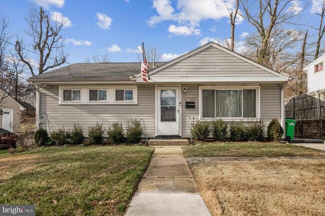 Building Photo - 3720 Harmon Ave