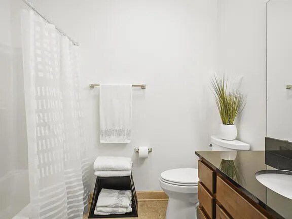 Building Photo - 8253 Mayo Dr