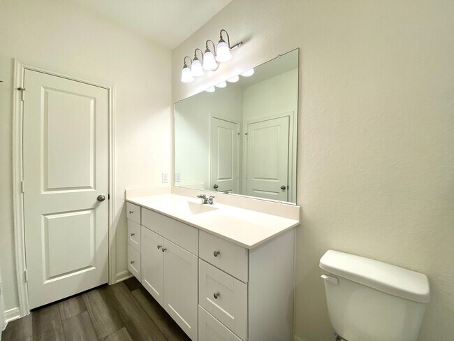 Building Photo - Modern Comfort Meets Prime Location – New ...