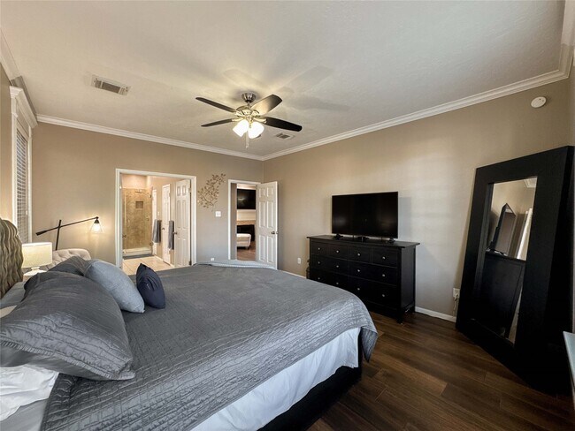 Building Photo - 1804 San Jose St