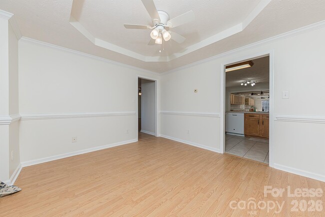 Building Photo - 110 Mendover Dr