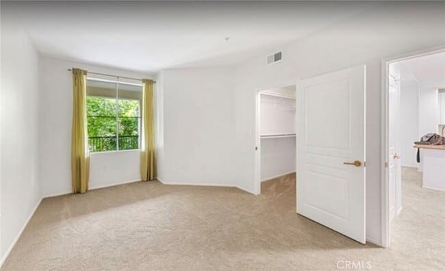 Building Photo - 2257 Watermarke Pl