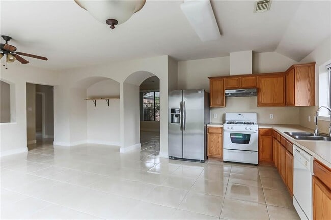 Building Photo - 21722 Oakbridge Park Ln