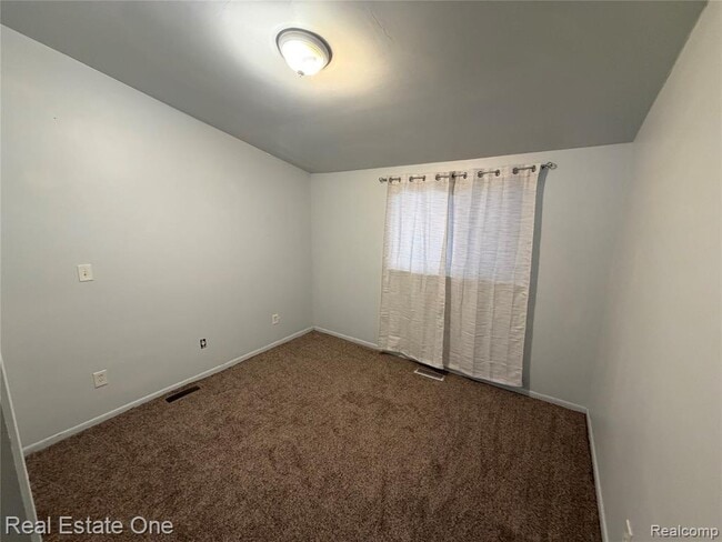 Building Photo - 29449 Everett St