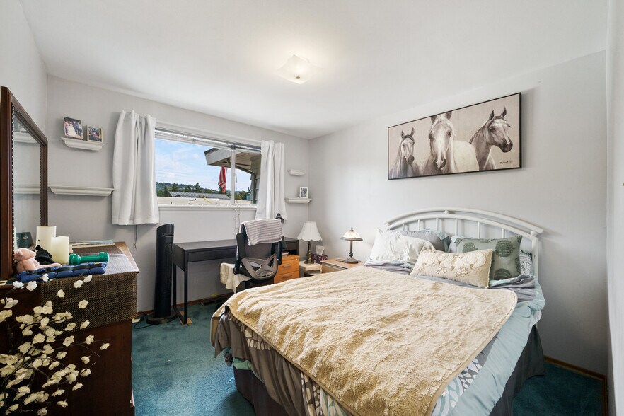 Building Photo - 5227 116th Pl SE