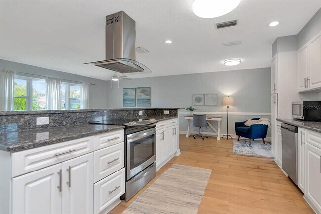 Building Photo - 4712 114th St N