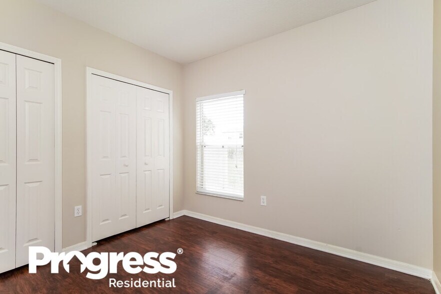 Building Photo - 536 Bromley Ct
