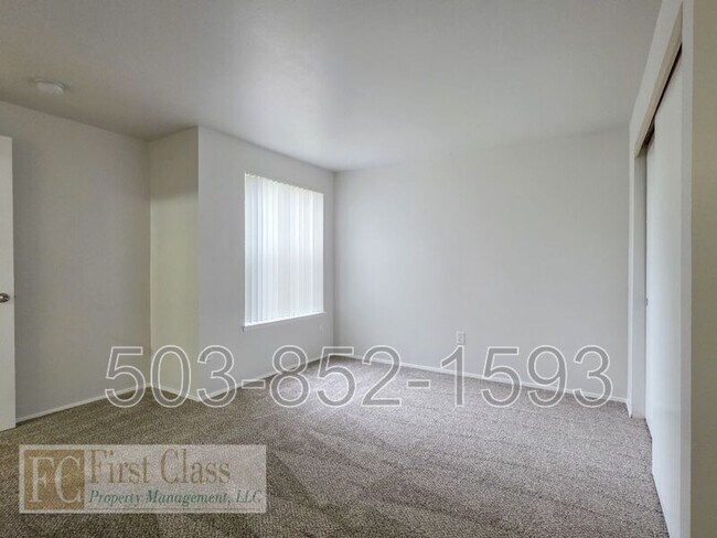 Building Photo - 1255 NW 183rd Ave