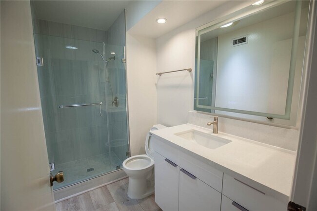 Building Photo - 48 Hilltop Cir