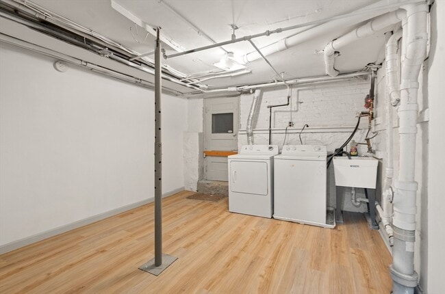 Building Photo - 316 Russett Rd
