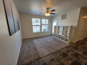 Building Photo - 415 N 360 W