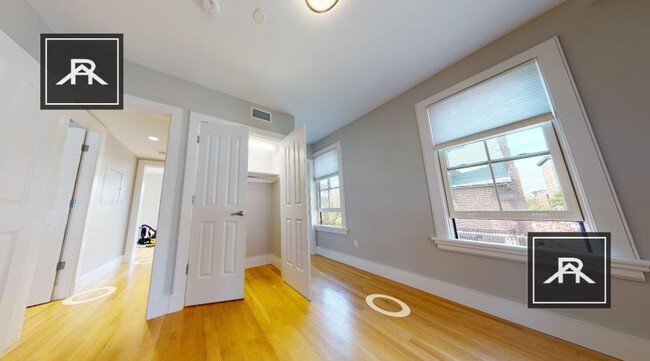 Building Photo - 3 bedroom in Cambridge MA 02138