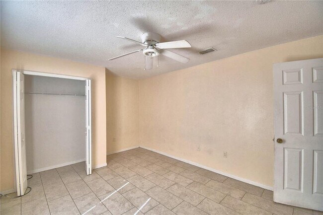 Building Photo - 1060 Dudley Dr