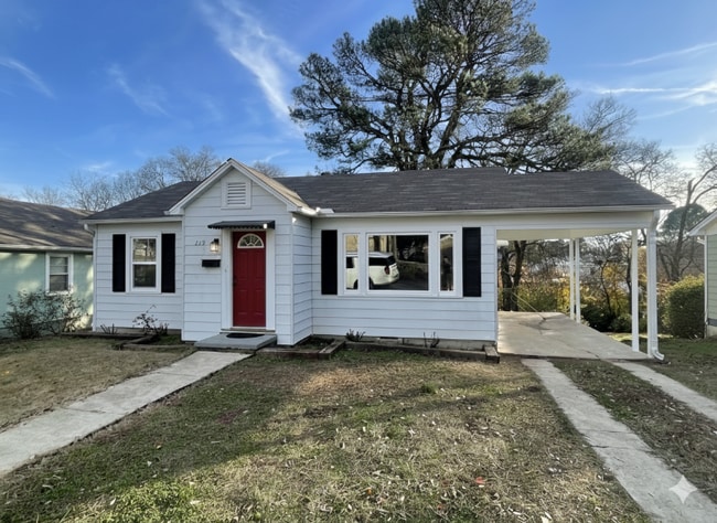 Building Photo - 219 Lexington St