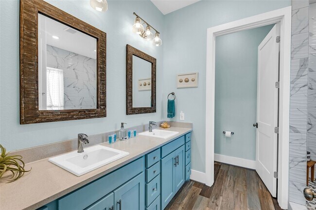 Building Photo - 312 Seagrass