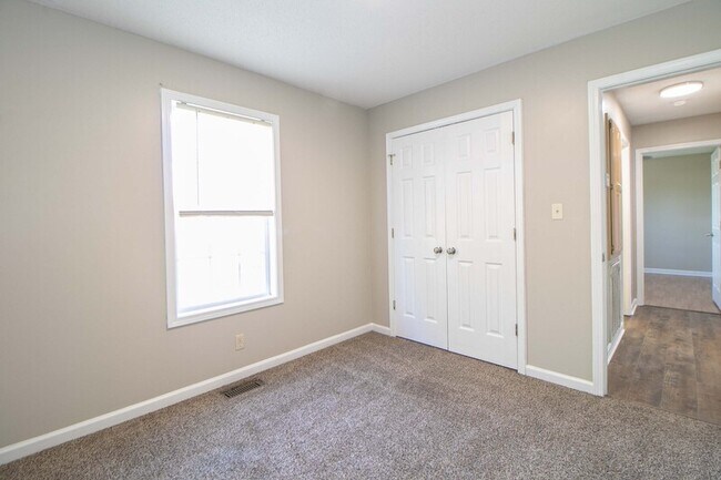 Building Photo - 2009 Timberline Cir