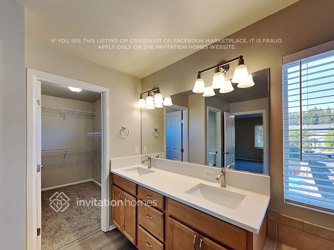 Building Photo - 12905 81 Ave Ct E