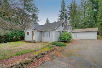 Building Photo - 2bd/1.5ba Redmond Home