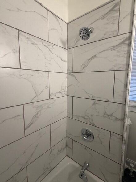 Marble tiles - 2808 Floyd Ave