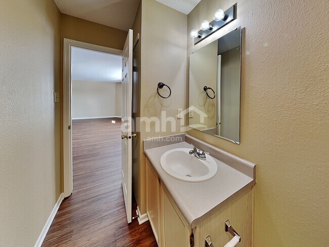 Building Photo - 14766 White Tail Run