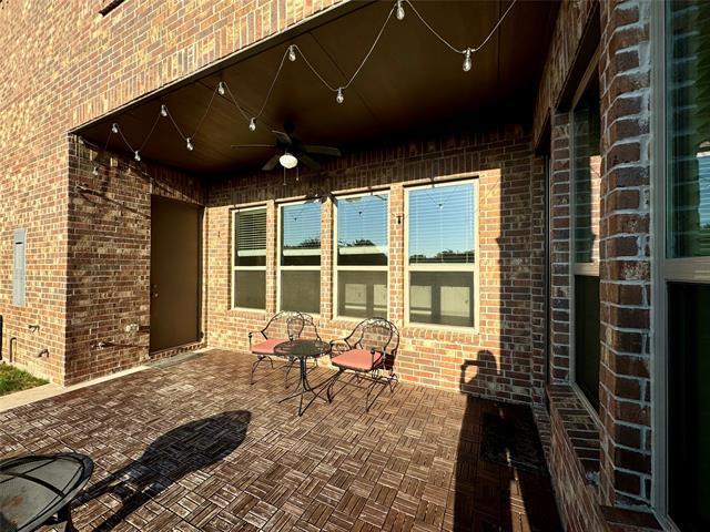 Building Photo - 1066 Fullerton Dr