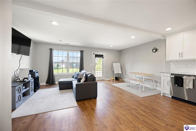 Building Photo - 113 Graystone Ct
