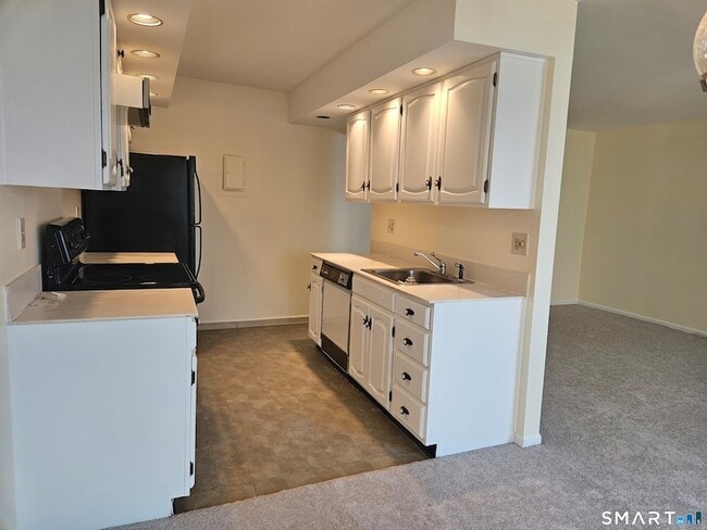 Building Photo - 50 Aiken St