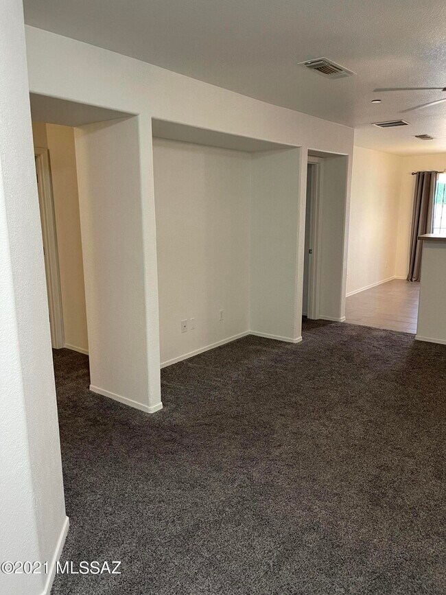 Building Photo - 3294 W Treece Pl