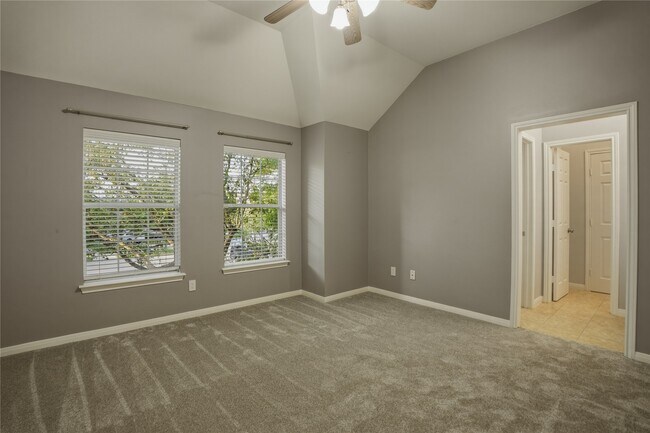 Building Photo - 2302 Marblecrest Ln