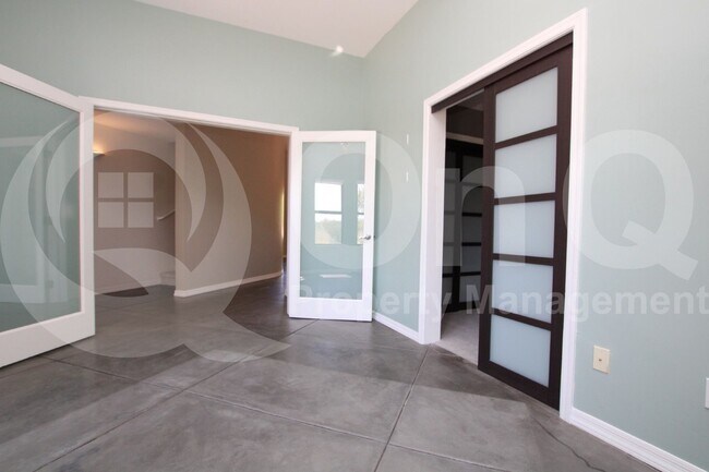 Building Photo - 5844 E Carefree Mountain Dr