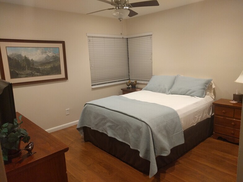 Building Photo - 2662 NW 42nd St