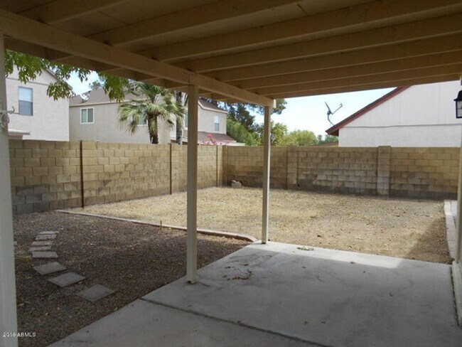 Primary Photo - 5056 W Boston Way S