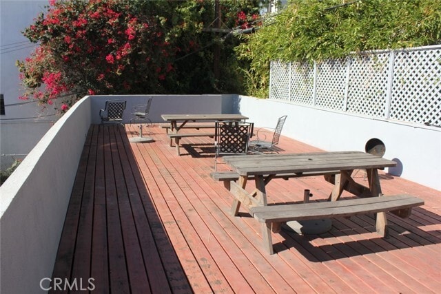 Building Photo - 11921 Goshen Ave