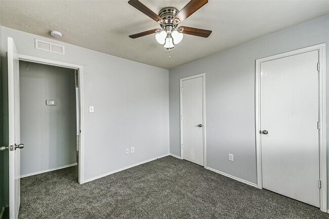 Building Photo - 12826 Kiev Hills Ln