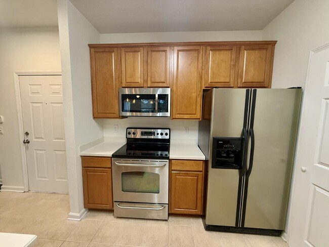 Building Photo - Beautiful 2-Bedroom, 2-Bathroom Condo for ...