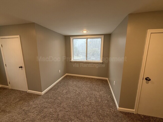 Building Photo - 11508 Catharpin Rd