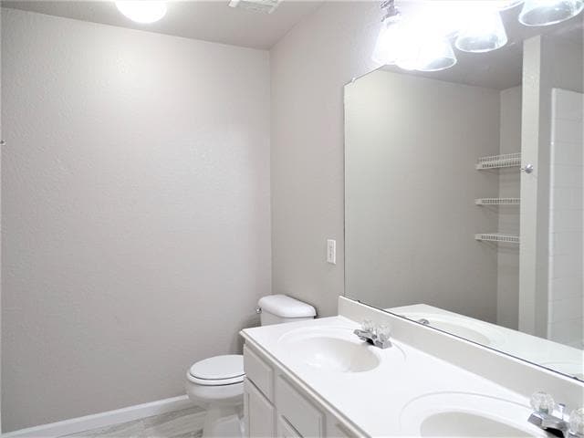 Building Photo - 2809 Briargrove Ln