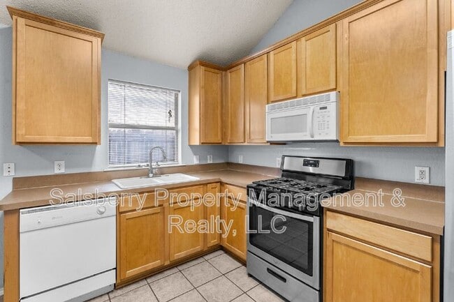 Building Photo - 4717 Barnhill Ln