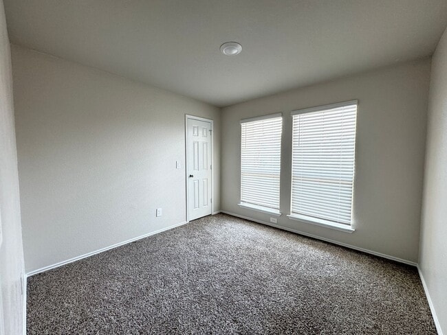 Building Photo - 3138 Wigeon Wy